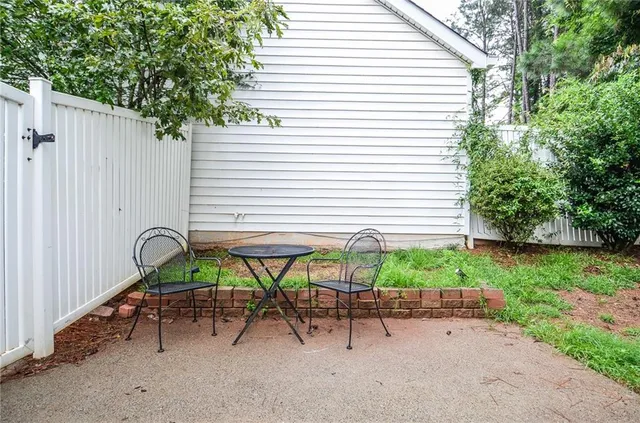 $288,900 | 204 Chelsea Court, Woodstock, GA 30189