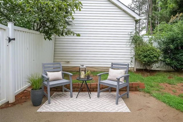 $288,900 | 204 Chelsea Court, Woodstock, GA 30189