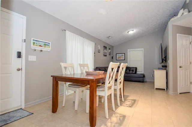 $288,900 | 204 Chelsea Court, Woodstock, GA 30189