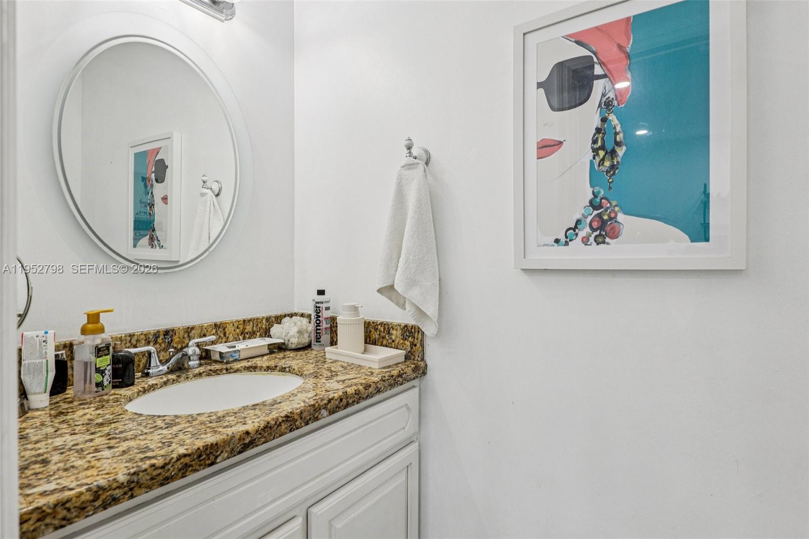 2307 Washington Street, Unit 5 Hollywood, FL 33020 - Photo 13 of 32 Guest Half Bathroom
