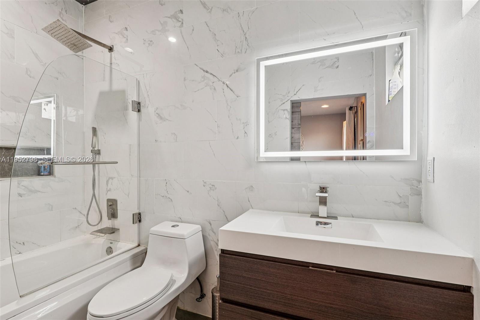 2307 Washington Street, Unit 5 Hollywood, FL 33020 - Photo 21 of 32 En suite Master Bathroom