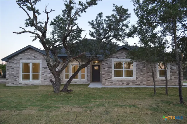 $439,900 | 174 County Road 3154, Kempner, TX 76539