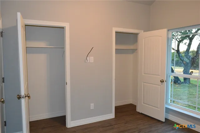 $439,900 | 174 County Road 3154, Kempner, TX 76539