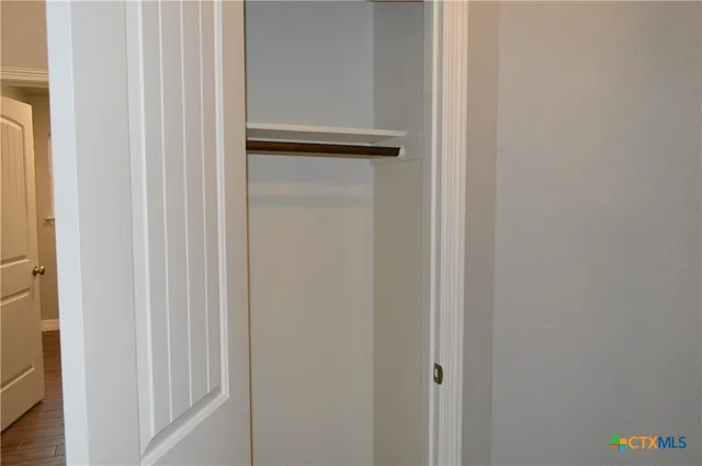 $439,900 | 174 County Road 3154, Kempner, TX 76539