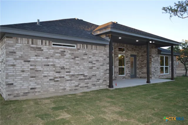 $439,900 | 174 County Road 3154, Kempner, TX 76539