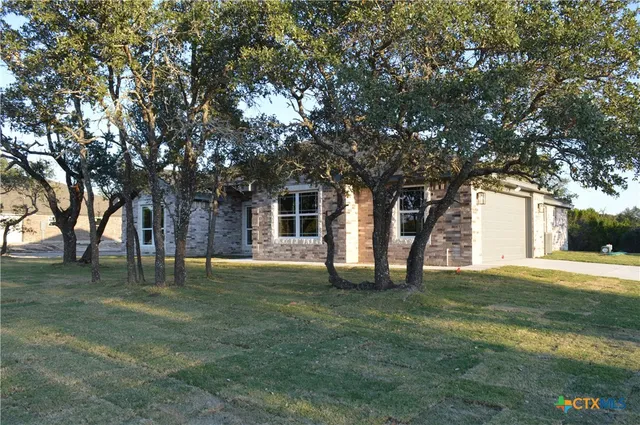 $439,900 | 174 County Road 3154, Kempner, TX 76539