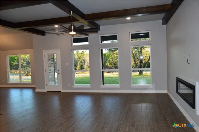 $439,900 | 174 County Road 3154, Kempner, TX 76539