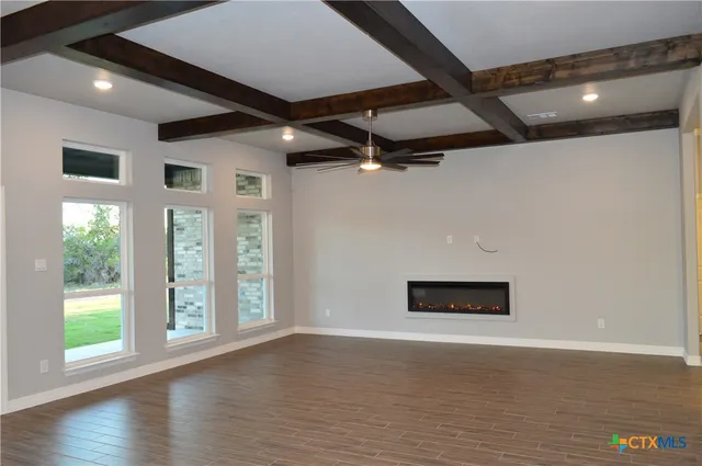 $439,900 | 174 County Road 3154, Kempner, TX 76539