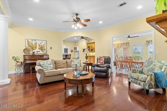 $354,900 | 132 Ferguson Mill Road, New Hebron, MS 39140