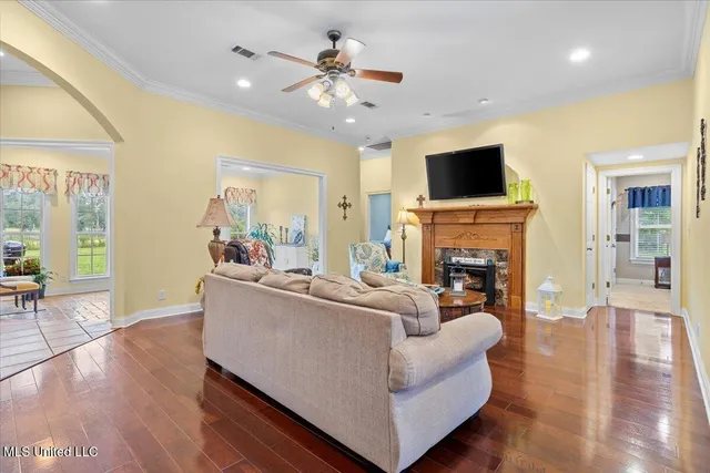 $354,900 | 132 Ferguson Mill Road, New Hebron, MS 39140