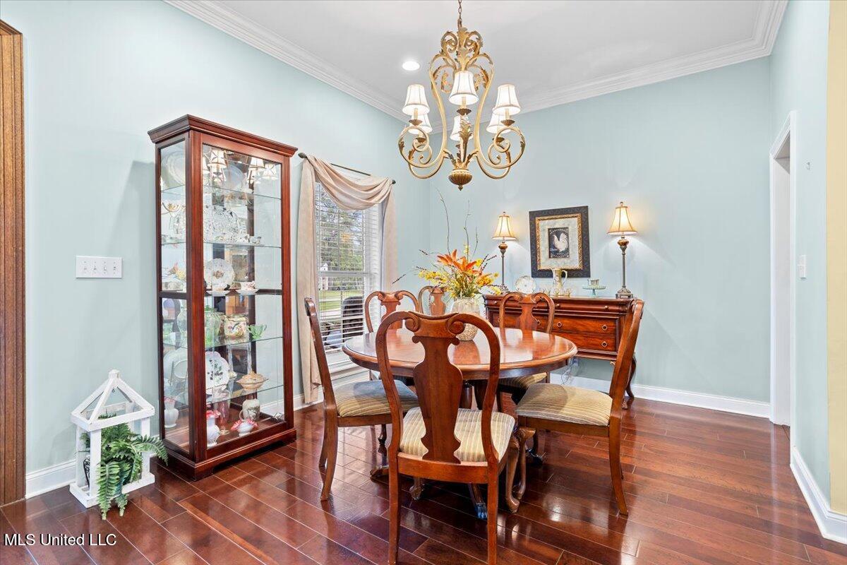 132 Ferguson Mill Road New Hebron, MS 39140 - Photo 10 of 34 Formal Dining