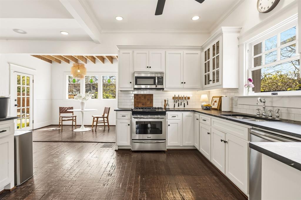 4908 Junius Street Dallas, TX 75214 - Photo 5 of 36