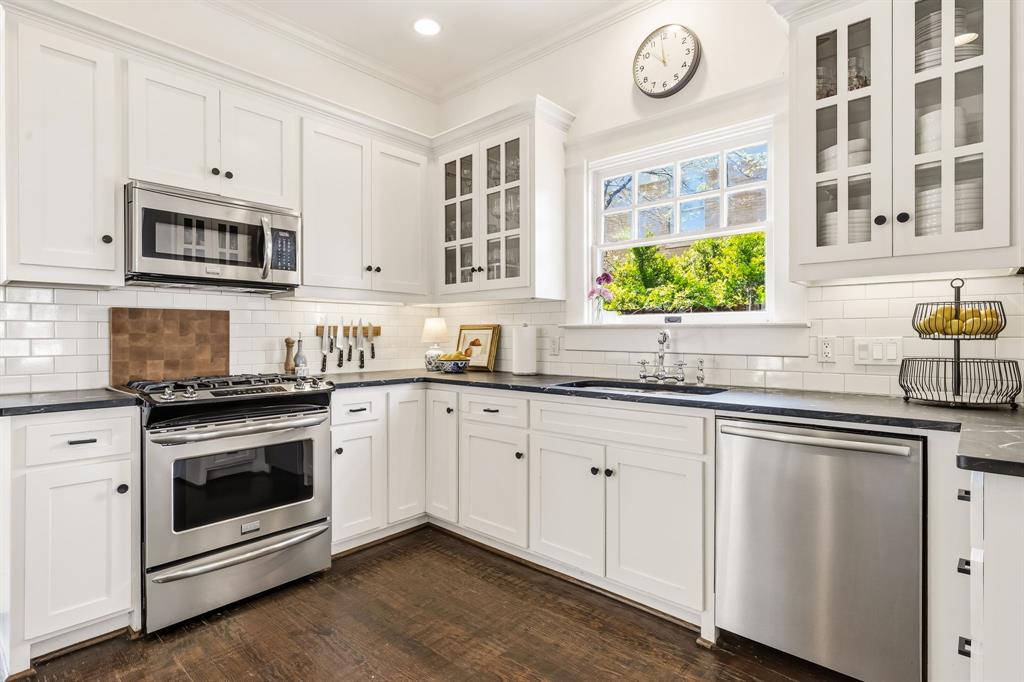 4908 Junius Street Dallas, TX 75214 - Photo 6 of 36