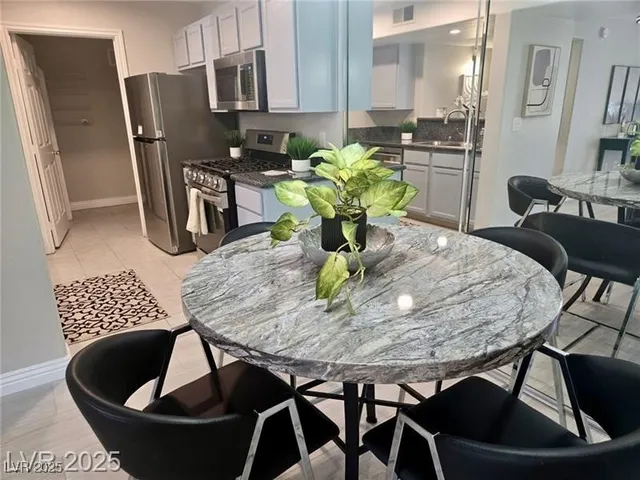 $1,650 | 950 Seven Hills Drive, Unit 2313, Henderson, NV 89052