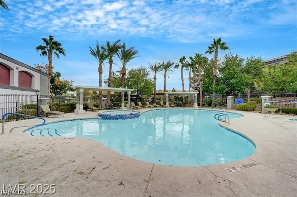 $1,550 | 950 Seven Hills Drive, Unit 2313, Henderson, NV 89052