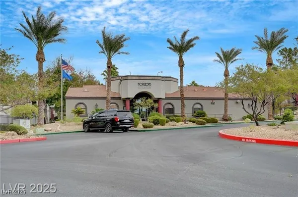 $1,550 | 950 Seven Hills Drive, Unit 2313, Henderson, NV 89052