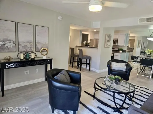 $1,650 | 950 Seven Hills Drive, Unit 2313, Henderson, NV 89052