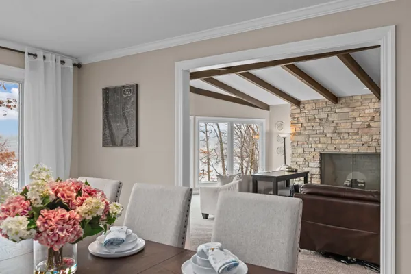 $765,000 | 45 East Fox Point Drive, Appleton, WI 54911