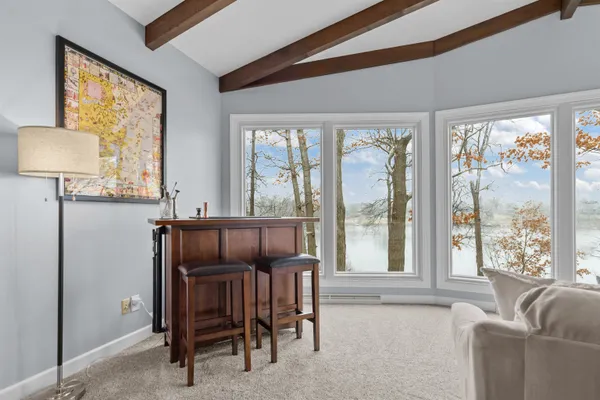$765,000 | 45 East Fox Point Drive, Appleton, WI 54911