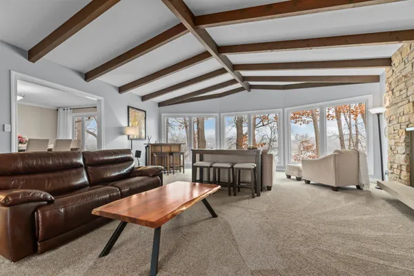 $765,000 | 45 East Fox Point Drive, Appleton, WI 54911