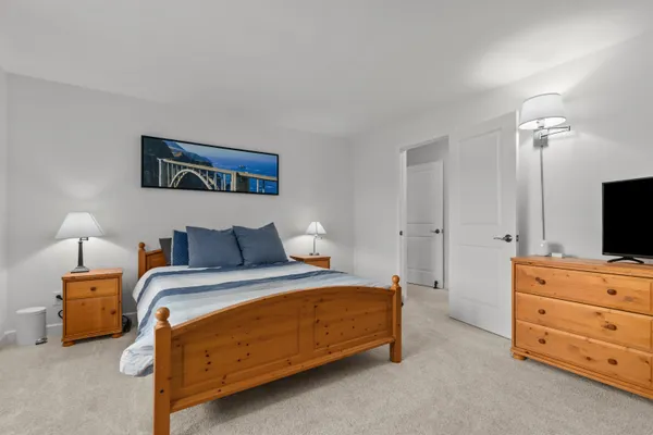 $765,000 | 45 East Fox Point Drive, Appleton, WI 54911