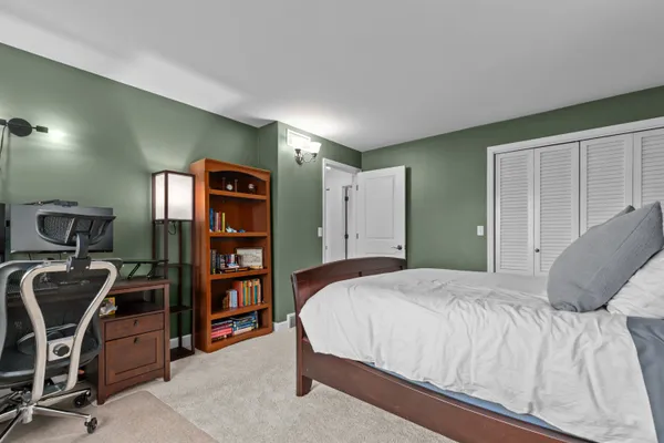 $765,000 | 45 East Fox Point Drive, Appleton, WI 54911
