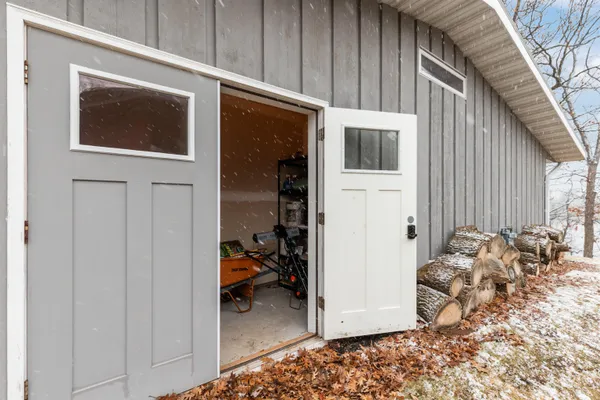 $765,000 | 45 East Fox Point Drive, Appleton, WI 54911