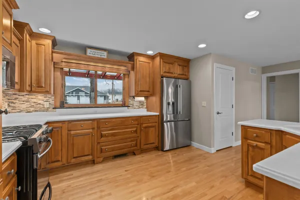 $765,000 | 45 East Fox Point Drive, Appleton, WI 54911