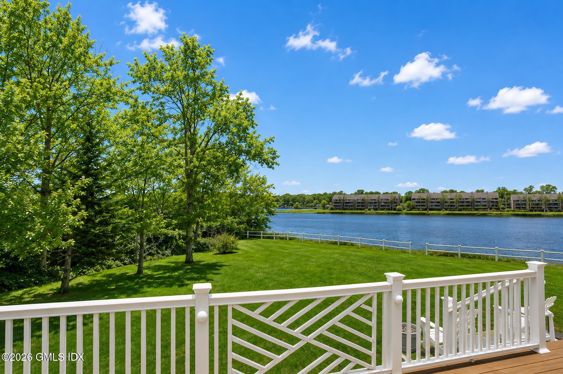 30 Bayside Terrace Riverside, CT 06878 - Photo 4 of 46 Walk to train, schools, & shopsn