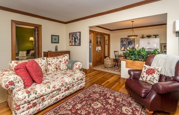 28 Arlington Road Waltham, MA 02453 - Photo 10 of 26 Gallery Image 10