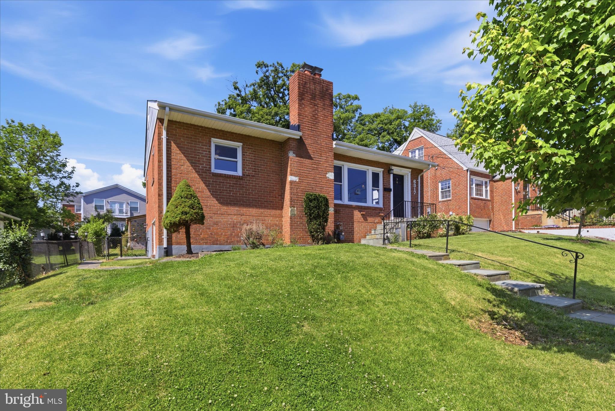 6317 Jason Street Cheverly, MD 20785 - Photo 3 of 34