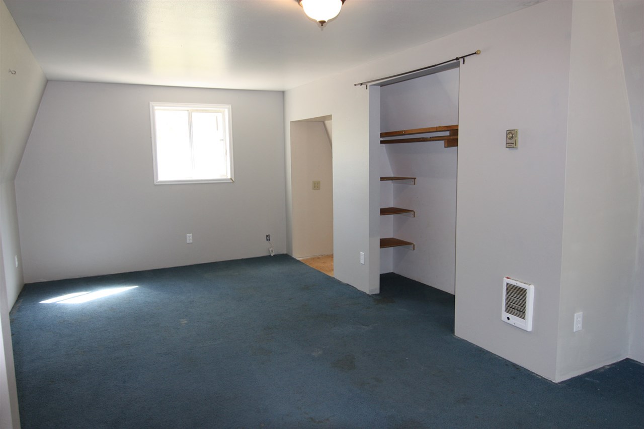 8244 Scotia Road Newport, WA 99156 - Photo 13 of 20