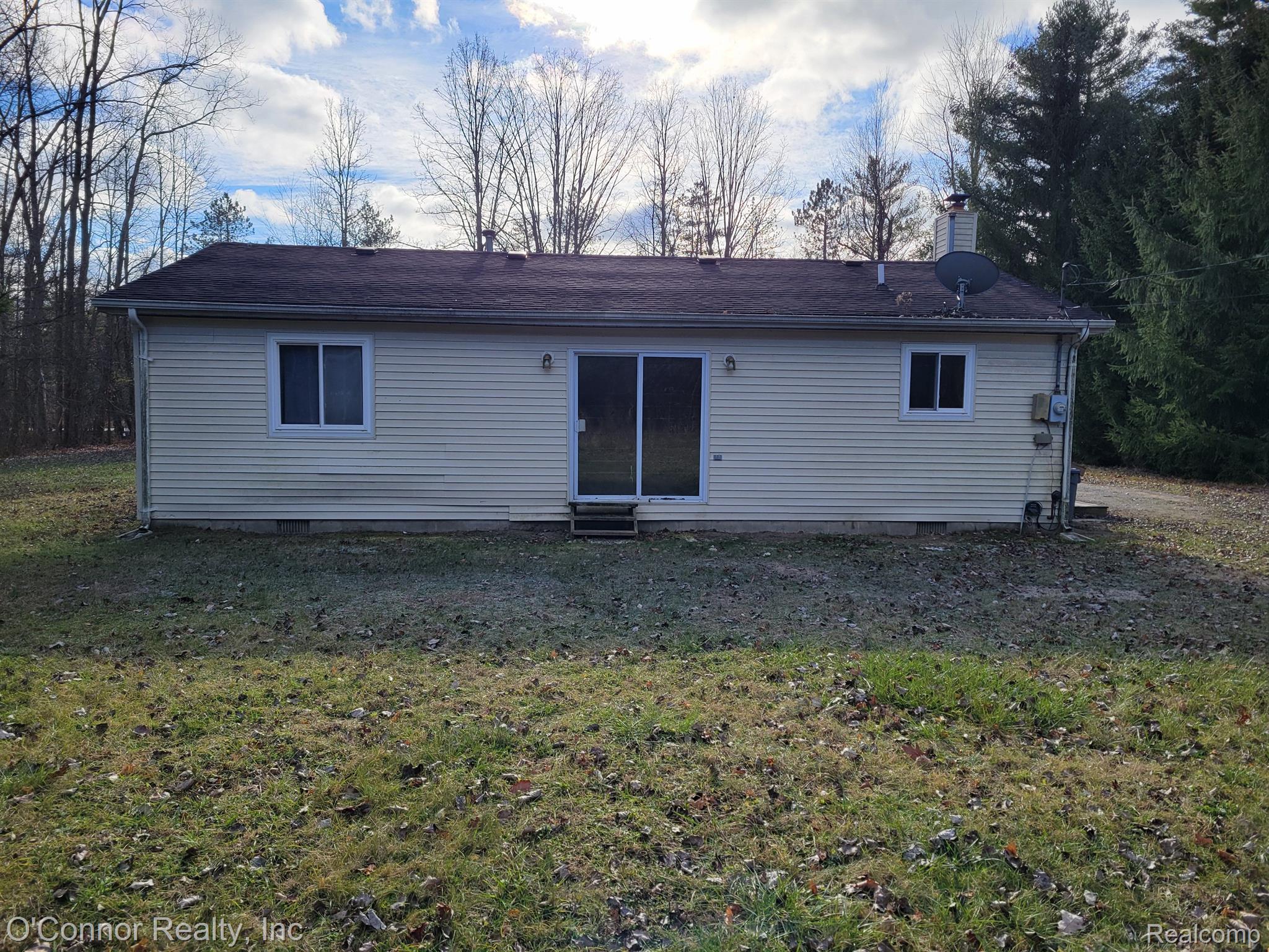 7674 Rynn Road Avoca, MI 48006 - Photo 2 of 9 Gallery Image 2
