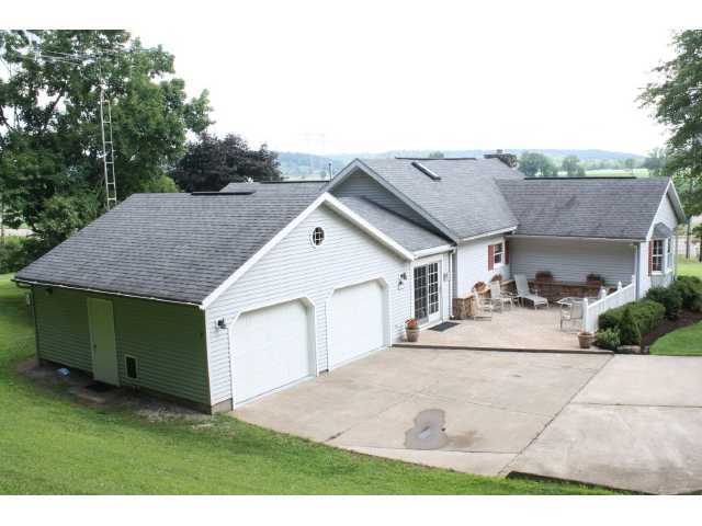 9475 Raiders Road Frazeysburg, OH 43822 - Photo 18 of 21