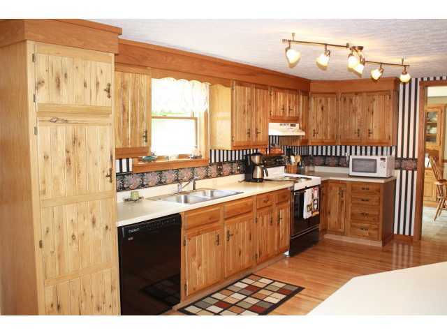 9475 Raiders Road Frazeysburg, OH 43822 - Photo 8 of 21
