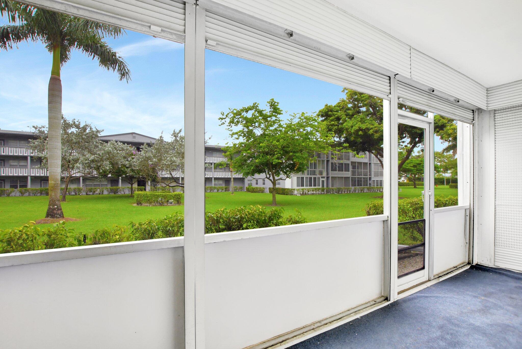 224 Suffolk F Boca Raton, FL 33434 - Photo 15 of 25 Patio VIew