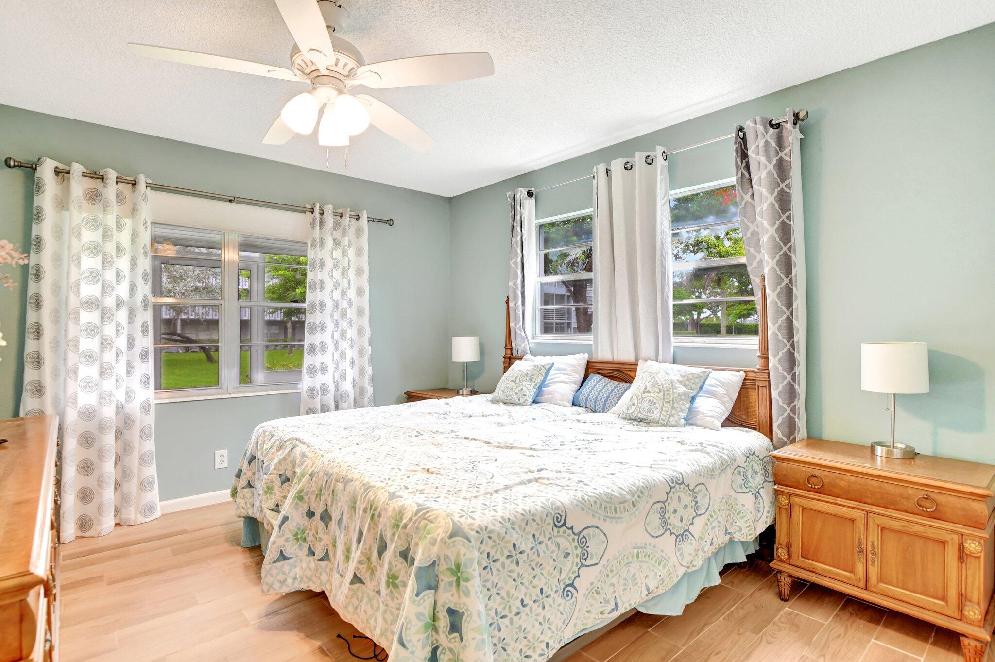 224 Suffolk F Boca Raton, FL 33434 - Photo 10 of 25 Master Bedroom 1