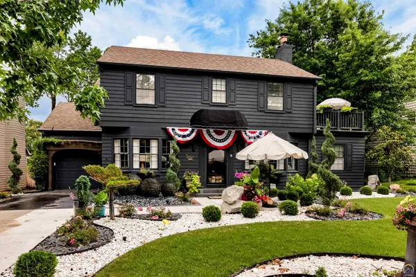 $340,000 | 3640 Southwest York Way, Topeka, KS 66604