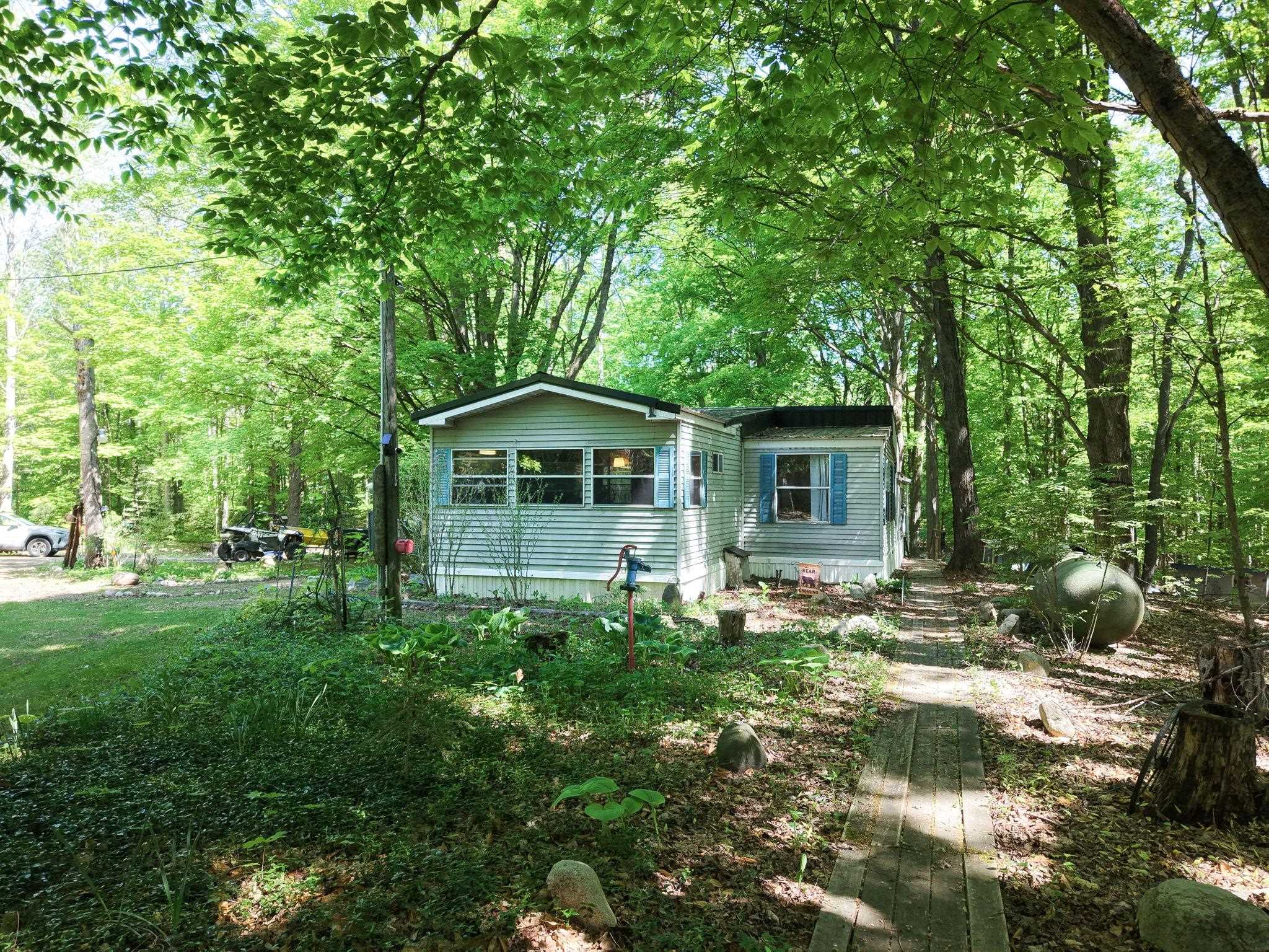 13517 Viaduct Road Copemish, MI 49625 - Photo 26 of 31 1945891-b7eb0efb-0d21-40ae-ac02-67a714ef46a1.JPG