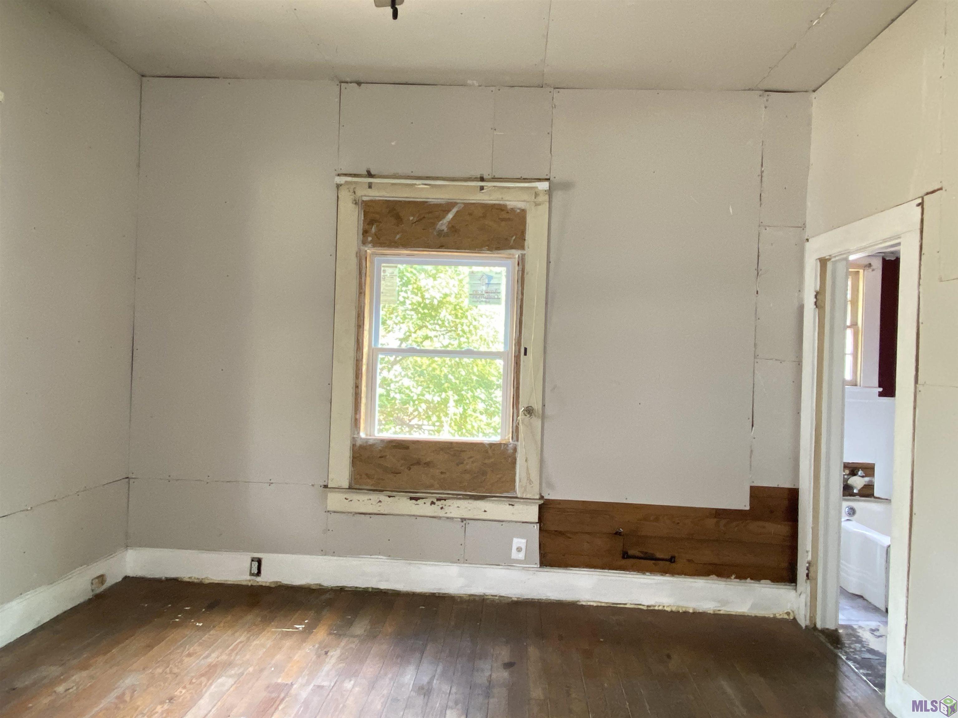 3672 Sycamore Street Baton Rouge, LA 70805 - Photo 3 of 13