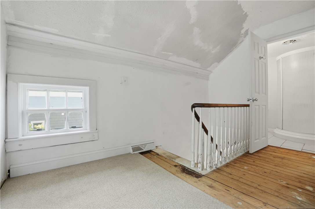 10 Hobart Street Westerly, RI 02891 - Photo 23 of 44