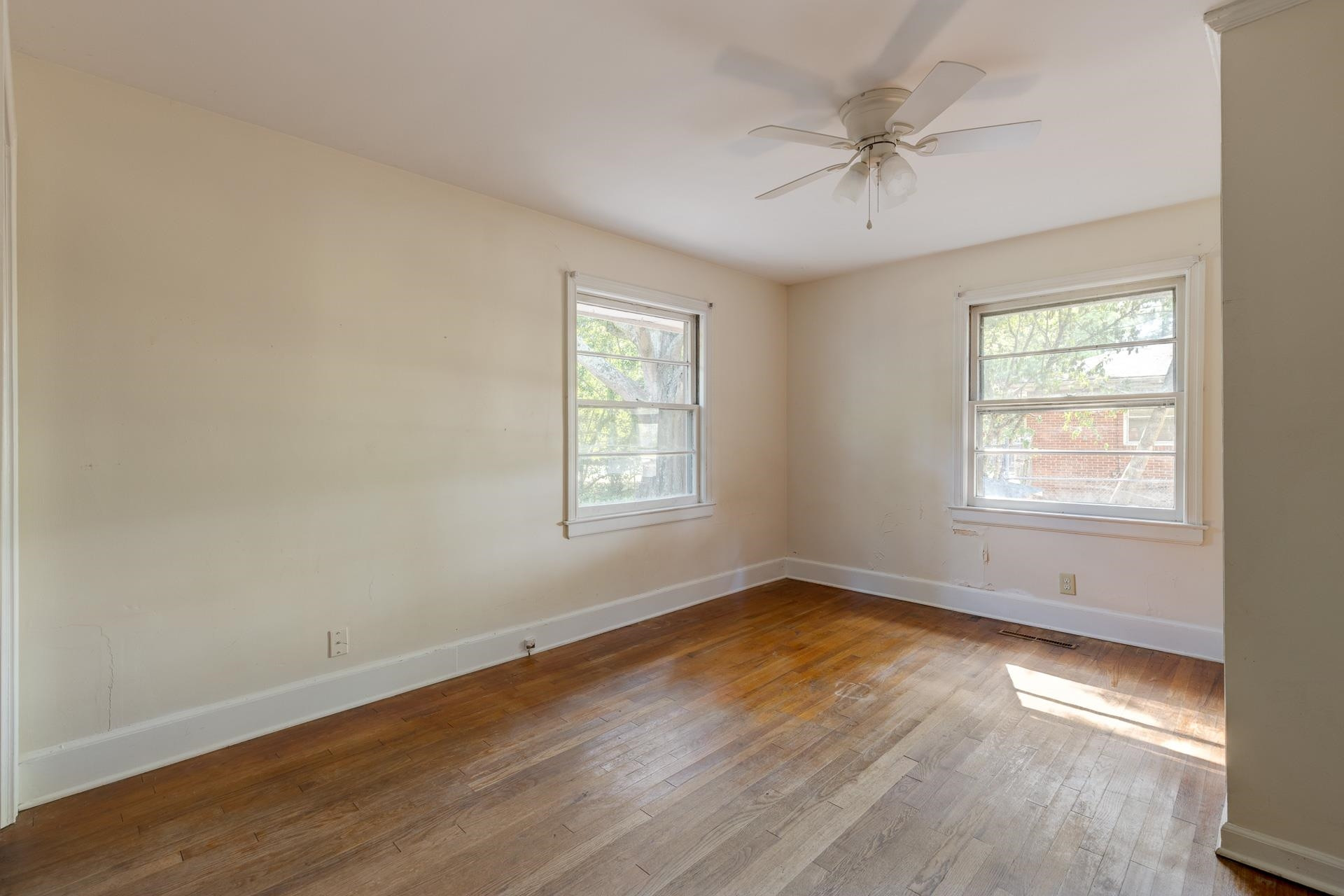 633 Morreene Road Durham, NC 27705 - Photo 13 of 29 Photo 13