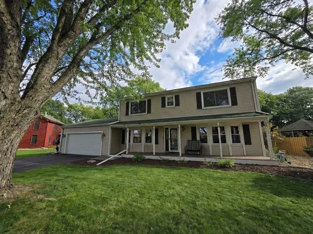 $574,900 | 7073 Ticonderoga Trail, Eden Prairie, MN 55346