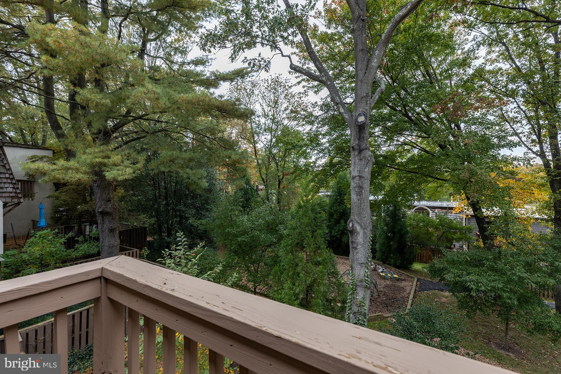 1638 Valencia Way Reston, VA 20190 - Photo 21 of 42