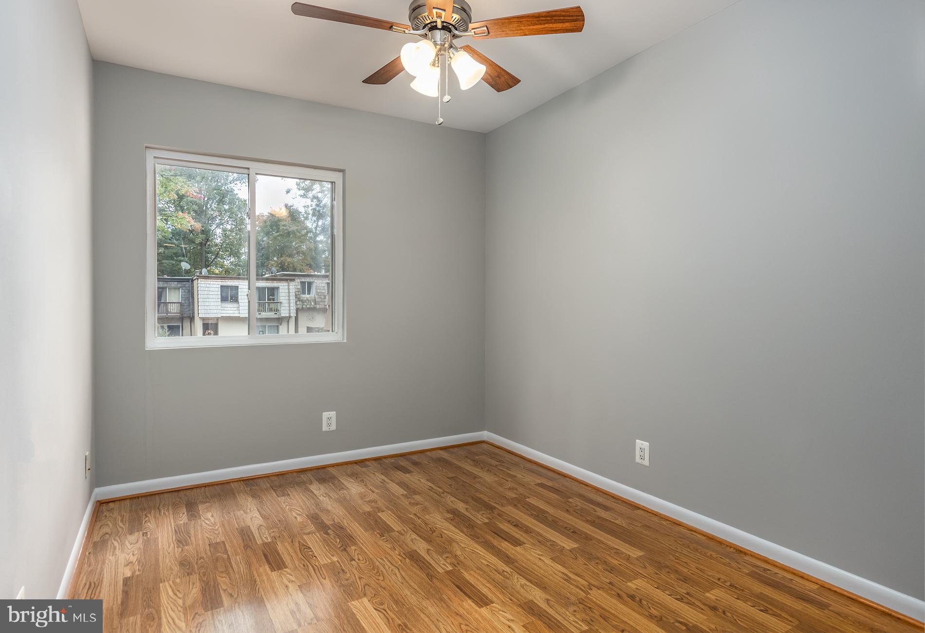 1638 Valencia Way Reston, VA 20190 - Photo 24 of 42