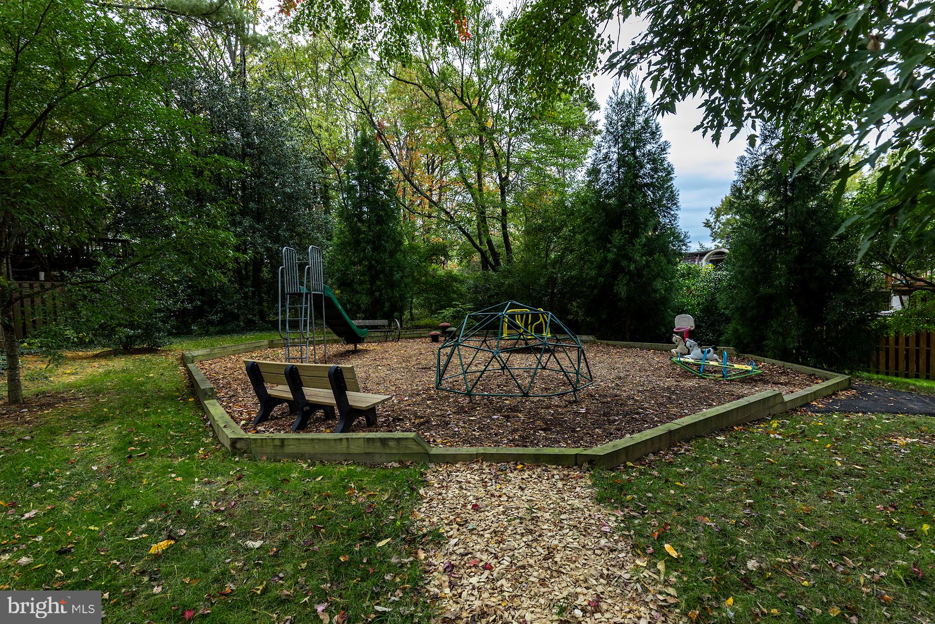 1638 Valencia Way Reston, VA 20190 - Photo 42 of 42
