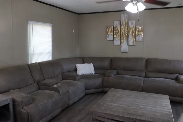 $215,000 | 132 Kiowa Court, Rosharon, TX 77583