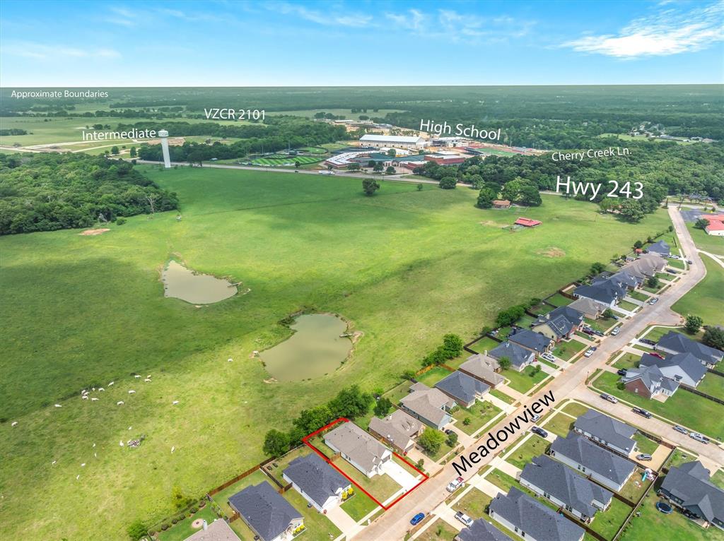 1868 Meadowview Canton, TX 75103 - Photo 4 of 40 an aerial view of residential houses with outdoor space