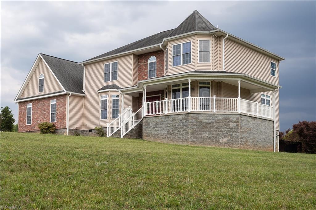 1221 Lingle Farm Road Lexington, NC 27295 - Photo 2 of 50
