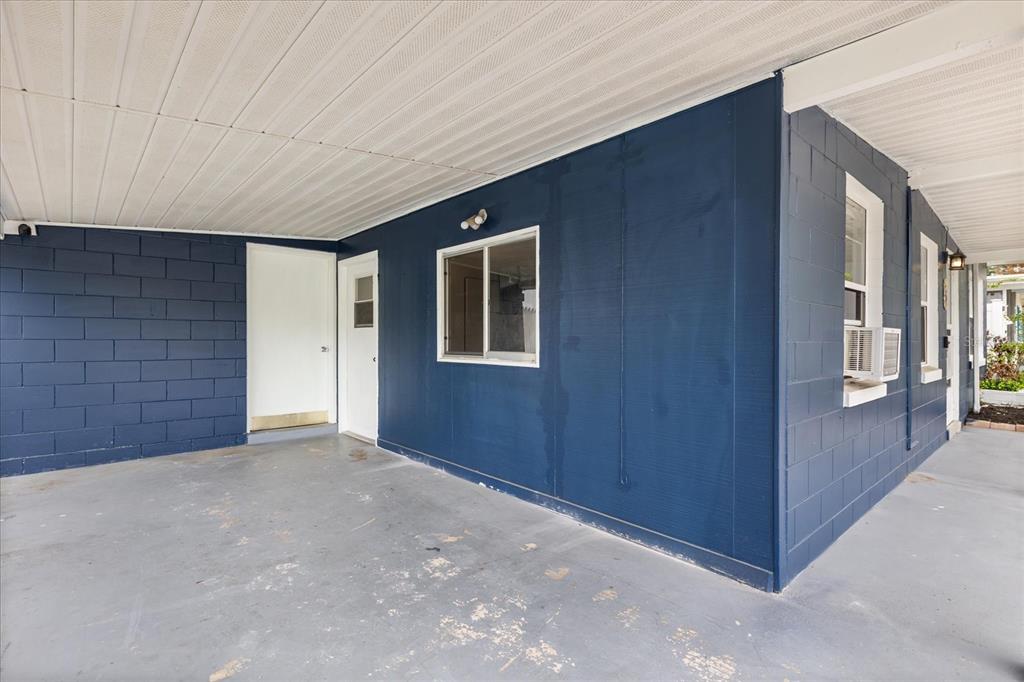609 East Highland Street Altamonte Springs, FL 32701 - Photo 26 of 35 a view of an empty room with a window